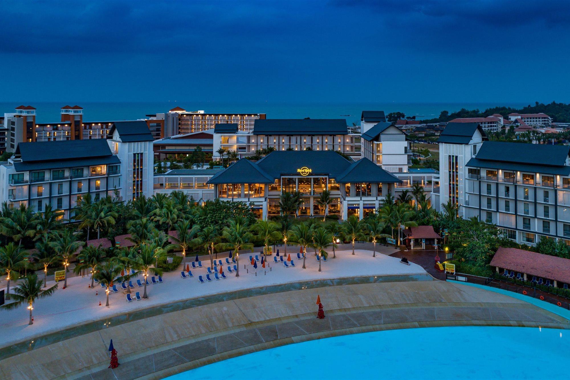 โรงแรมฮาร์ดร็อค เดซารู โคสต์ เดอซารู ภายนอก รูปภาพ The Village