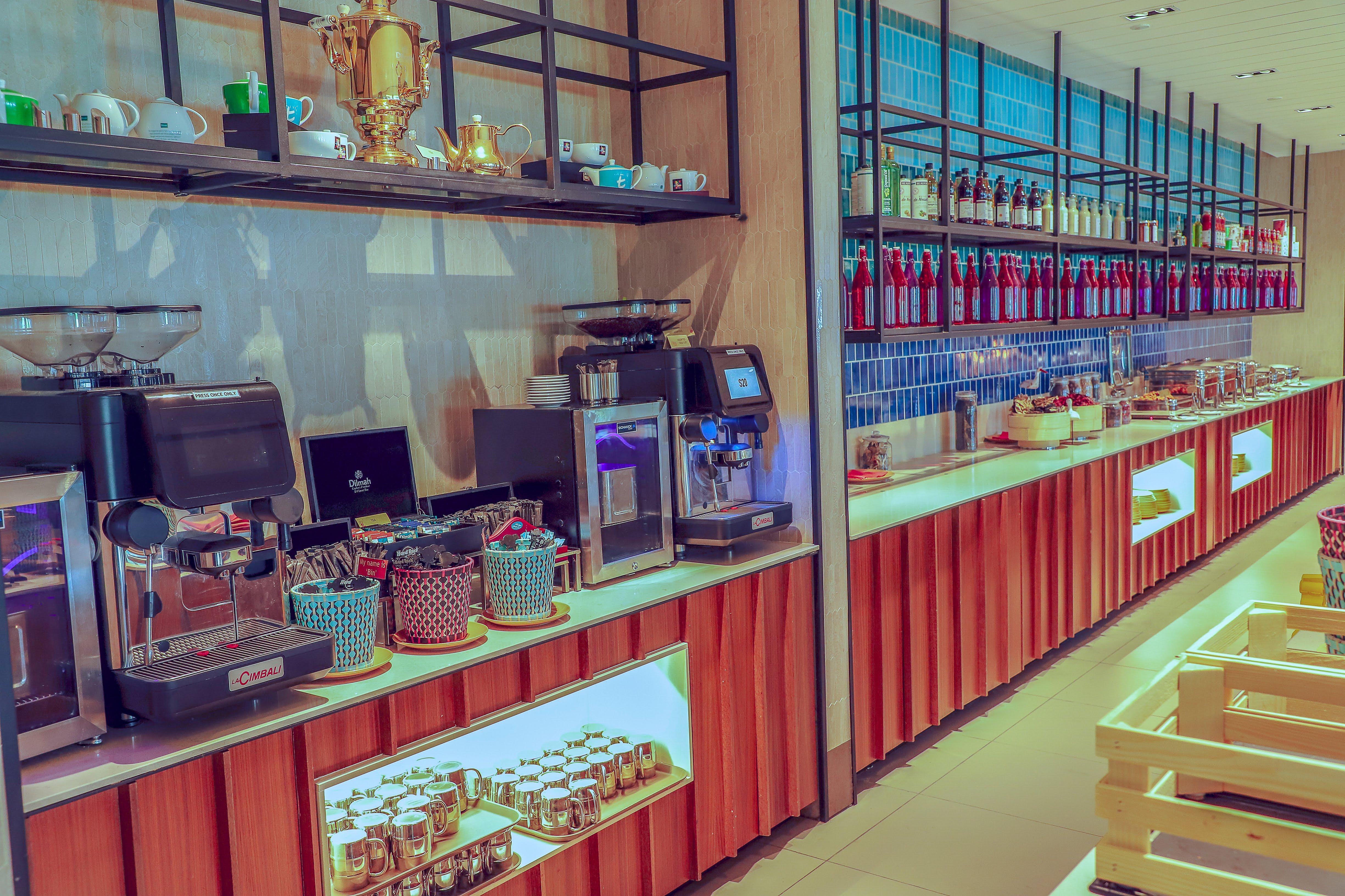 โรงแรมฮาร์ดร็อค เดซารู โคสต์ เดอซารู ภายนอก รูปภาพ The coffee bar at the lounge